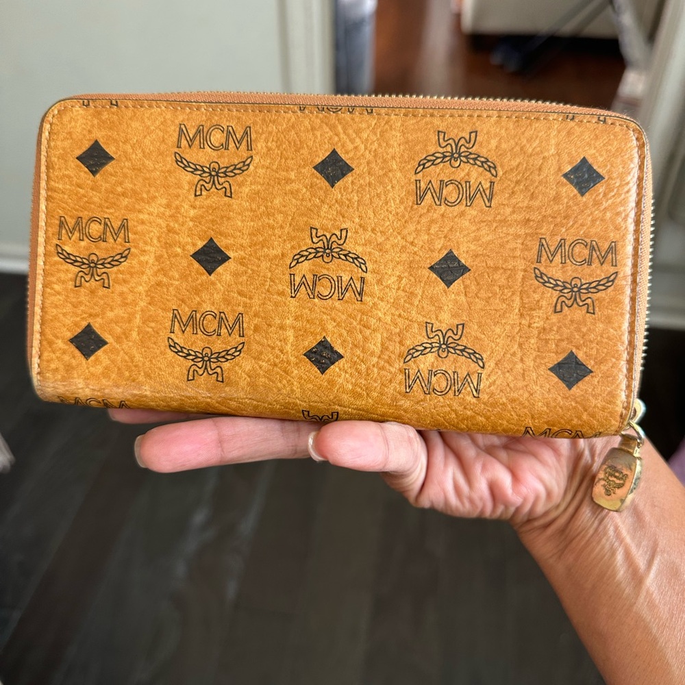 MCM Cognac Leather Zip Wallet - Picture 5 of 7
